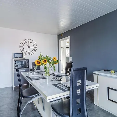 1 Bedroom Stunning In Apartman